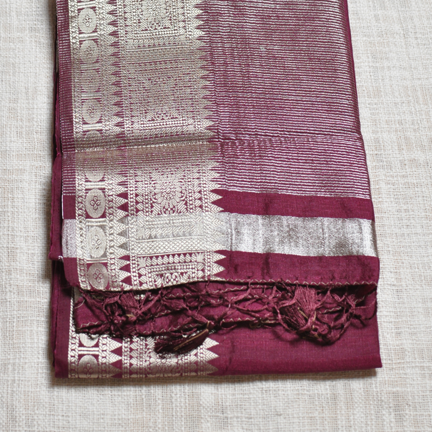 Semi Matka Saree with Blouse Piece ✨