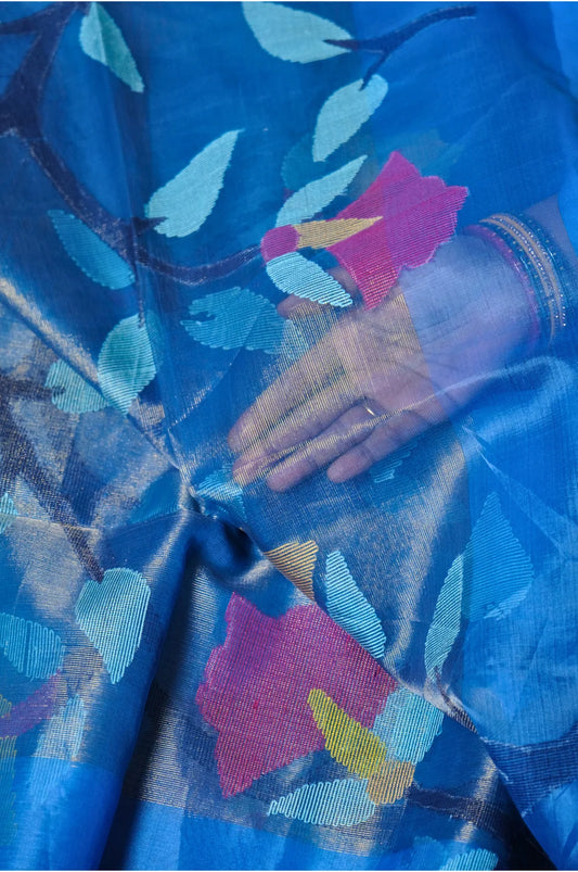 Azure Bloom - Handwoven Tissue Jamdani