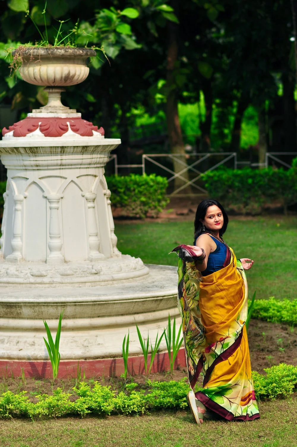 Halud Pushpita – Hand-Painted Murshidabad Silk (Silk Mark Certified)