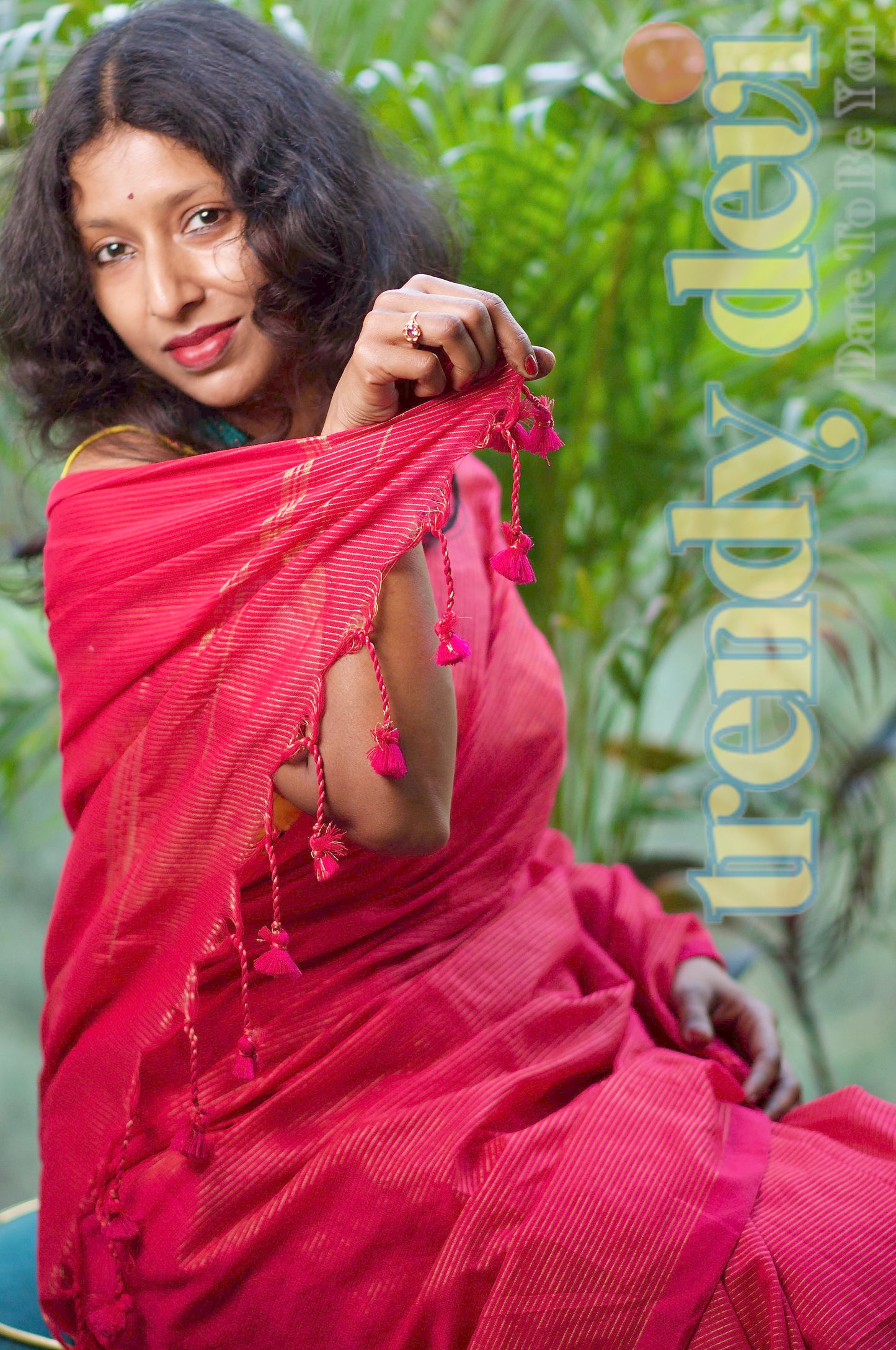 Tissue Khadi Cotton Saree – A Blend of Elegance & Comfort ✨