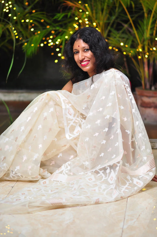 Moonlight - Semi-Muslin Saree with Matching Blouse Piece ✨