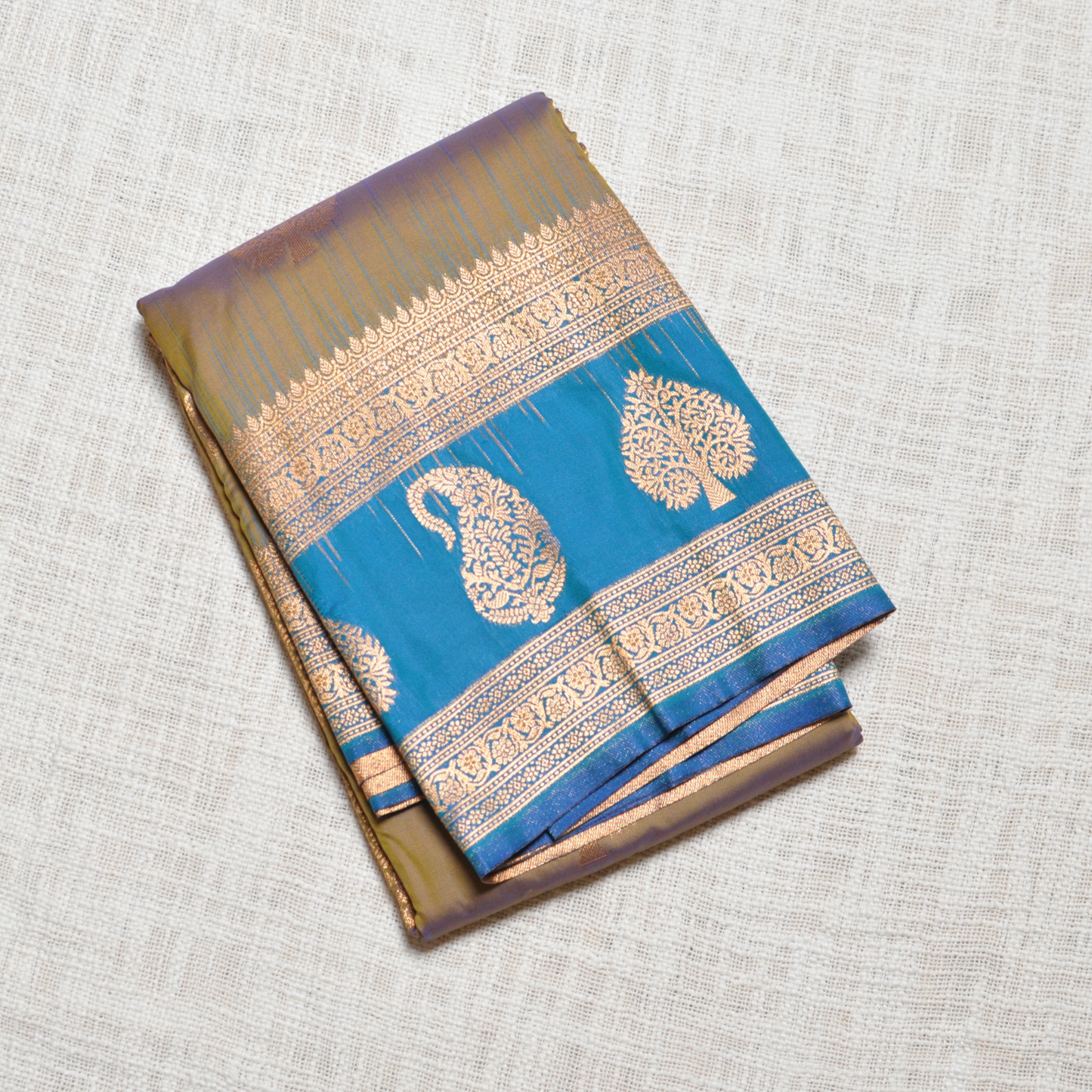 Chandrika – Semi-Kanjeevaram Saree with Matching Blouse Piece ✨