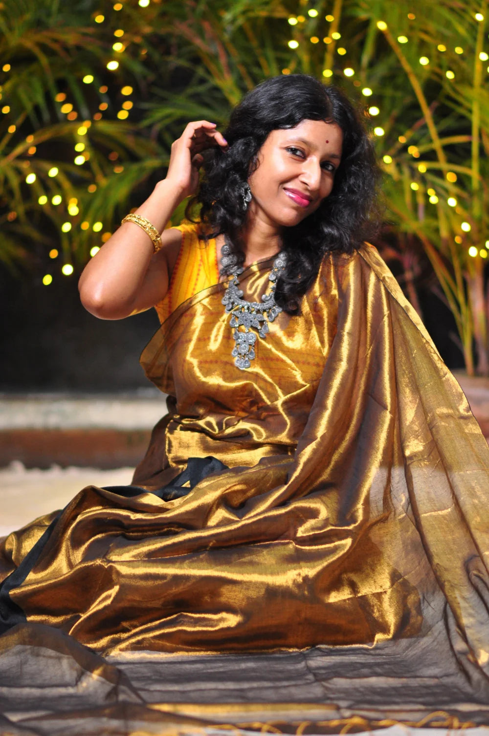 Royal Elegance – Golden Body Black Border Tissue Saree with Matching Blouse Piece ✨