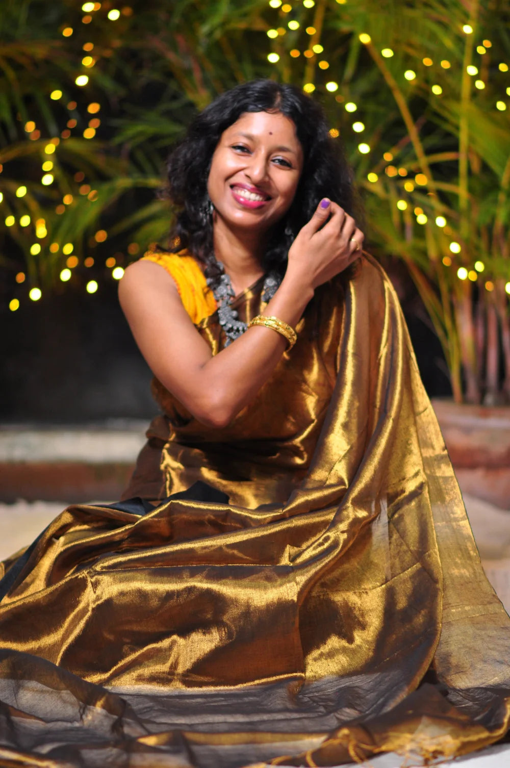 Royal Elegance – Golden Body Black Border Tissue Saree with Matching Blouse Piece ✨