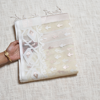 Moonlight - Semi-Muslin Saree with Matching Blouse Piece ✨
