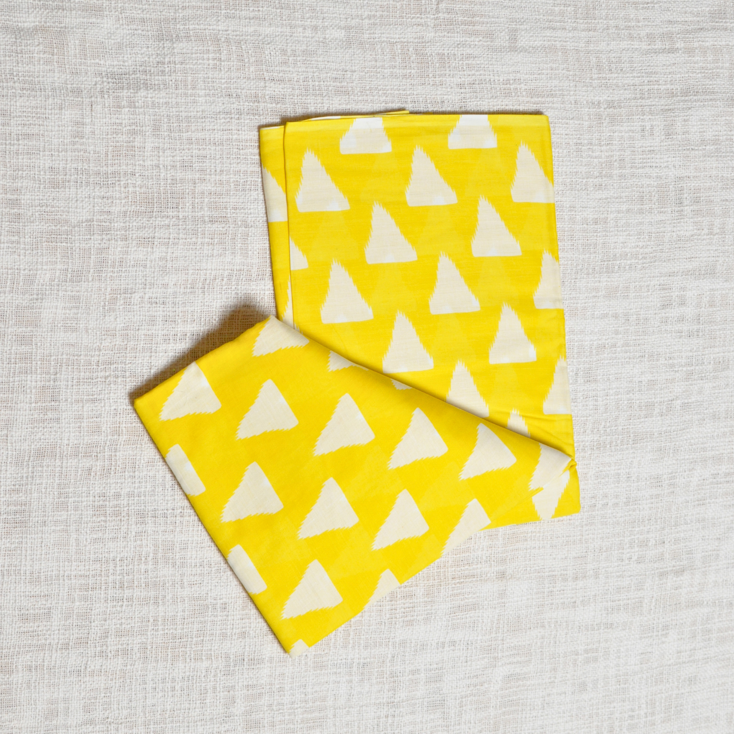 Sunny Elegance – Jaipur Molmol Cotton Saree with Matching Blouse Piece ☀️✨