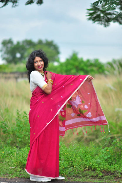 Meditating Woman - Soft Jamdani