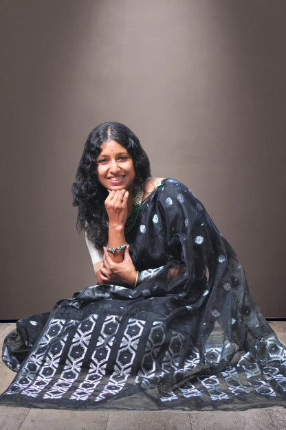 Meherbaan - Tissue Jamdani