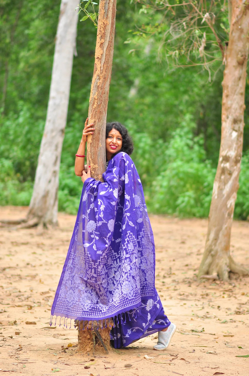 Shimmering Violet Dream – Jamdani