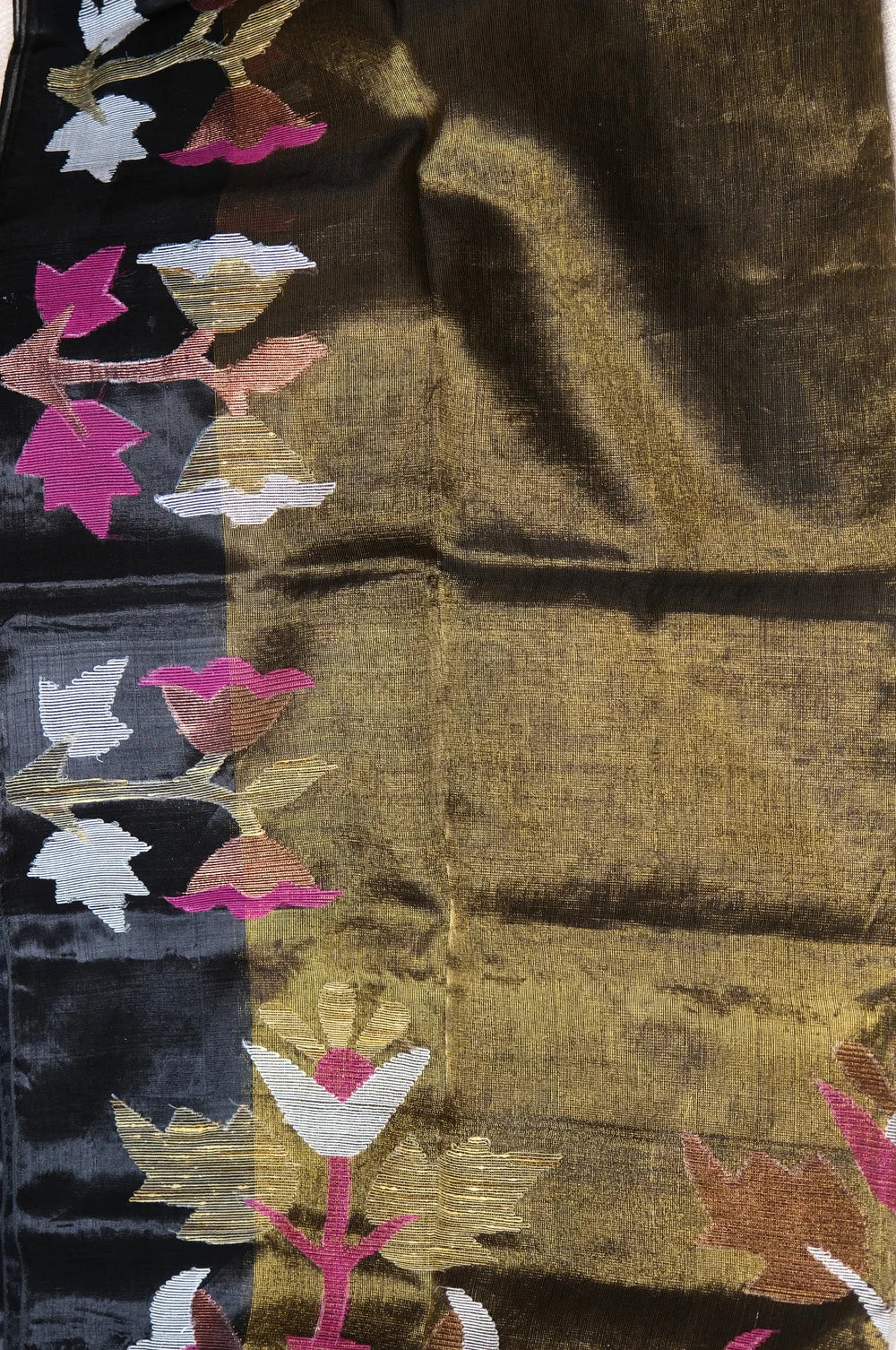 Golden Whisper - Handwoven Tissue Jamdani