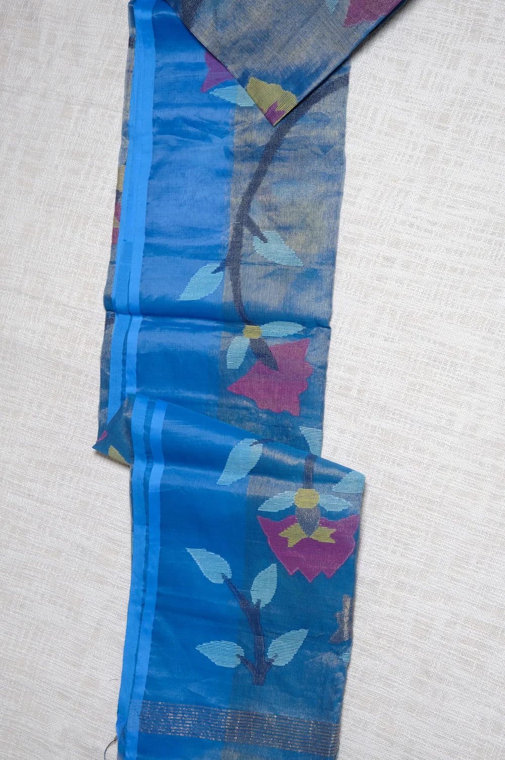 Azure Bloom - Handwoven Tissue Jamdani