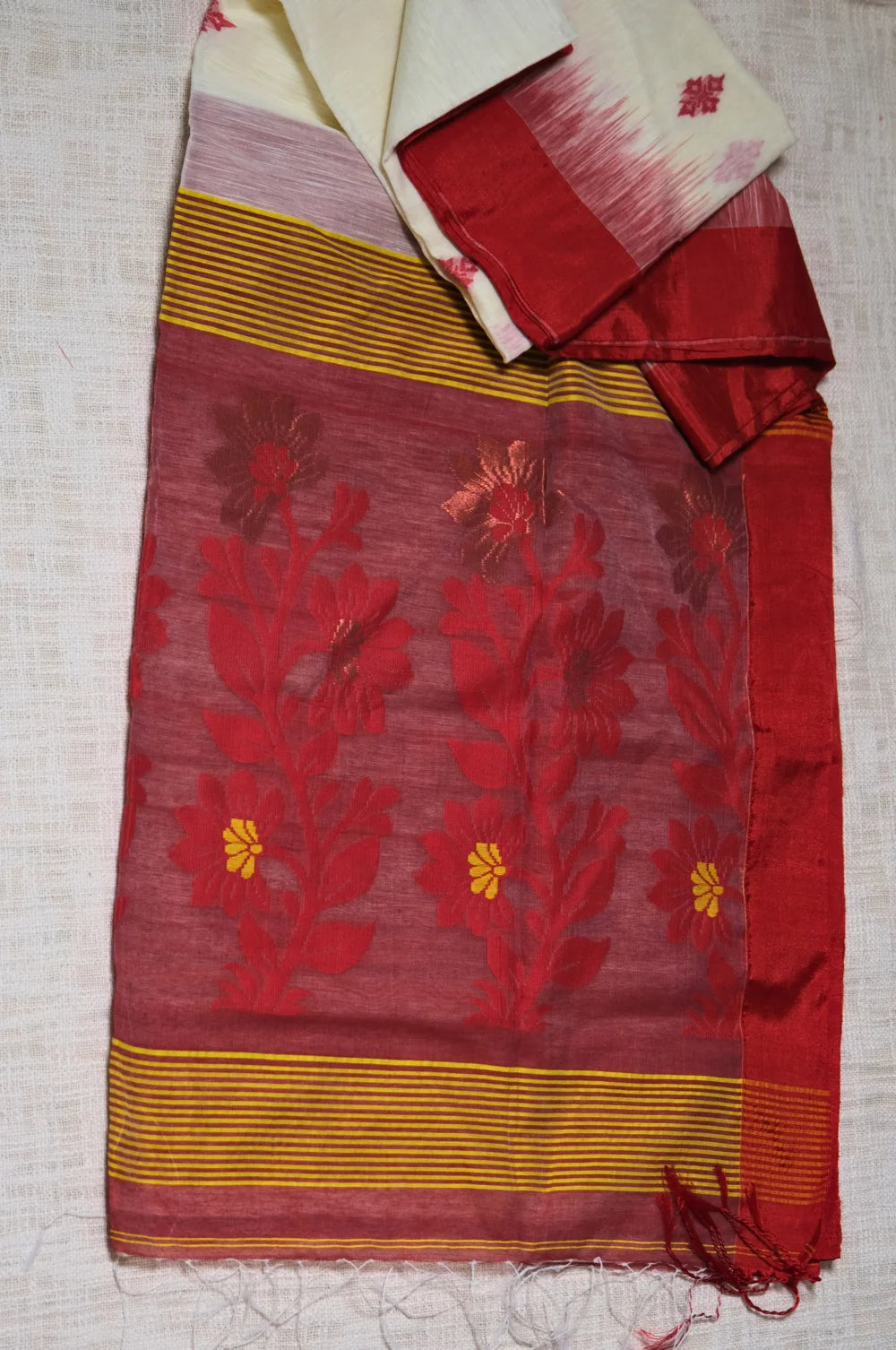 Pushpo Laalima - Handloom
