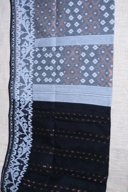Aarunika - Handloom Jamdani