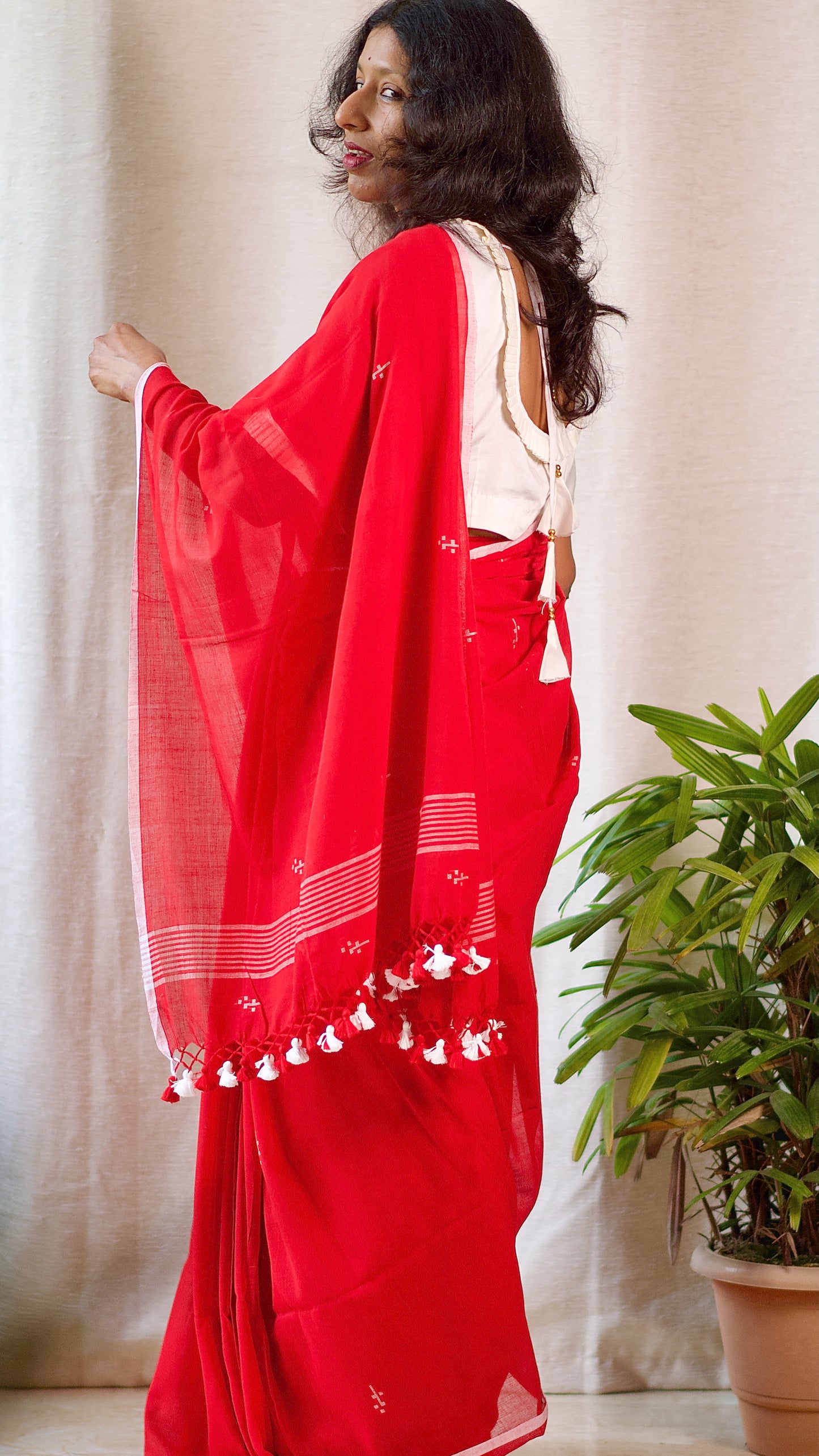 Soft Cotton Khadi Saree with Blouse Piece – Timeless Elegance & Everyday Comfort ✨