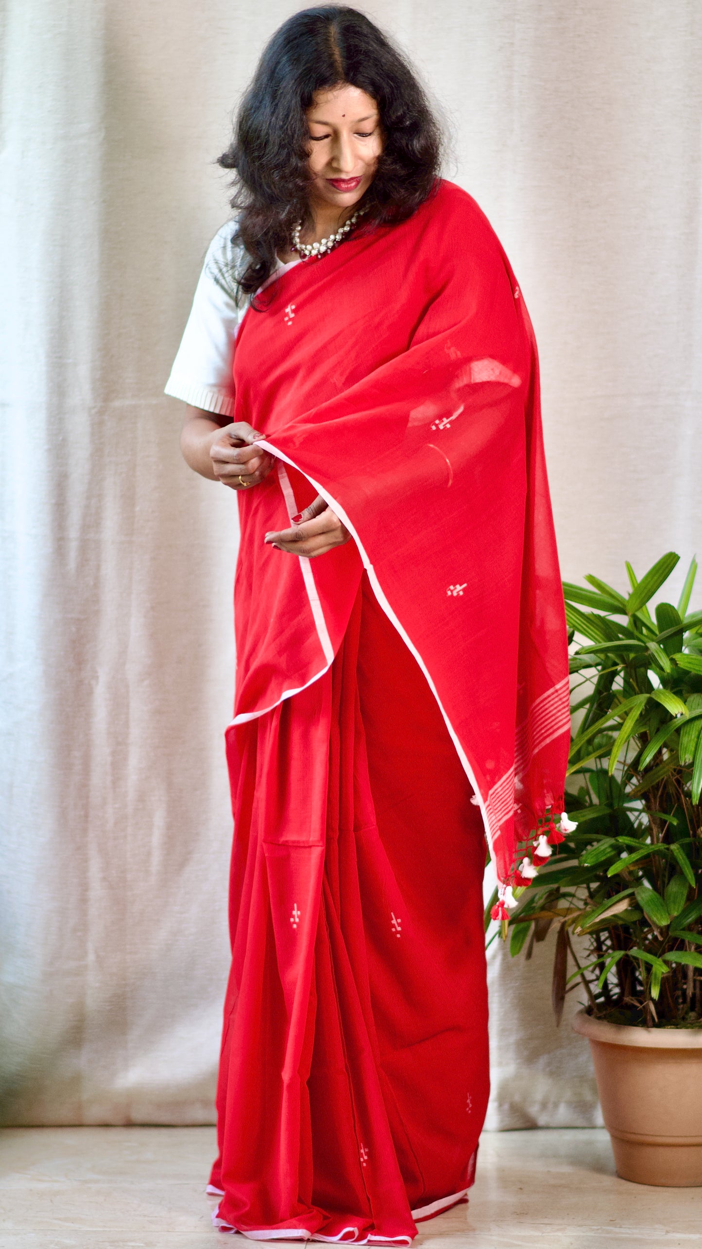 Soft Cotton Khadi Saree with Blouse Piece – Timeless Elegance & Everyday Comfort ✨