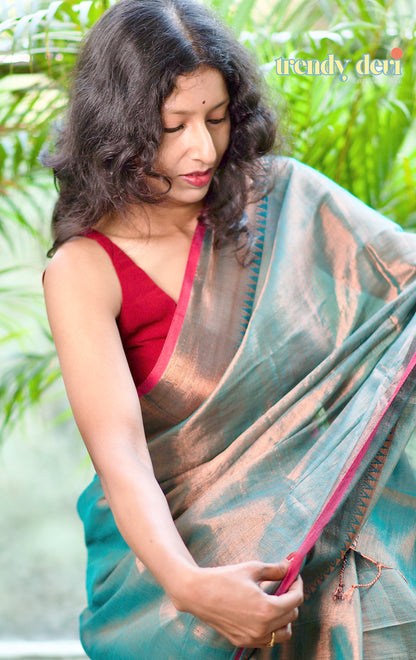 Elegant Tissue Saree with Blouse Piece – A Blend of Sheer Grace & Timeless Glamour ✨