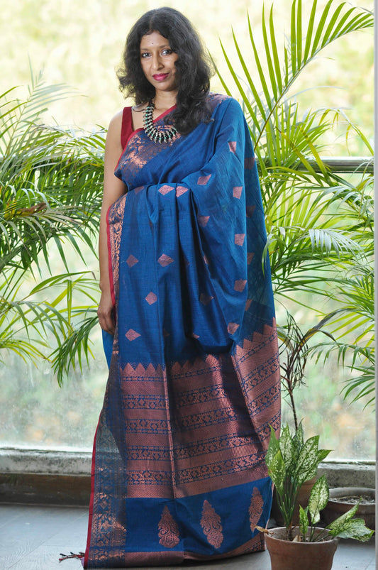 Regal Elegance – Khadi Banarasi Saree with Matching Blouse Piece ✨