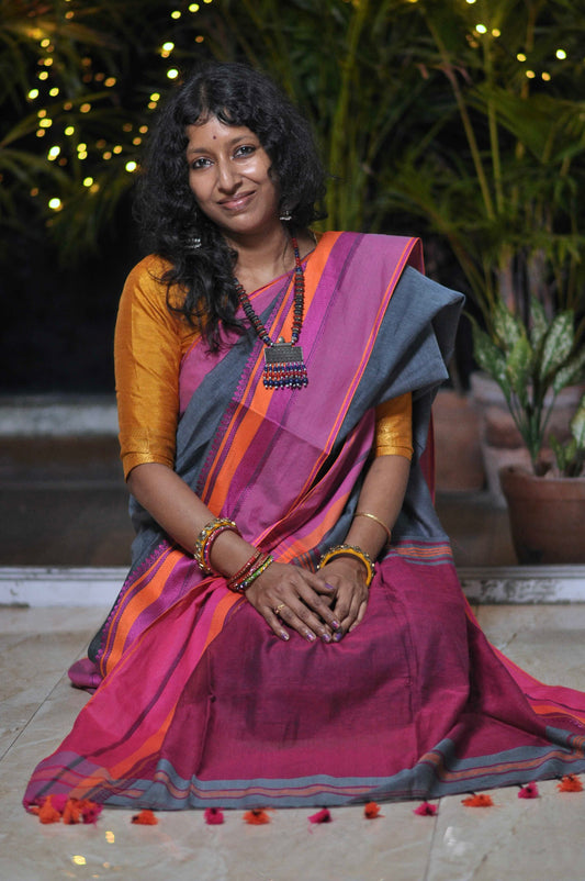 Timeless Comfort – Khadi Cotton Saree with Matching Blouse Piece ✨