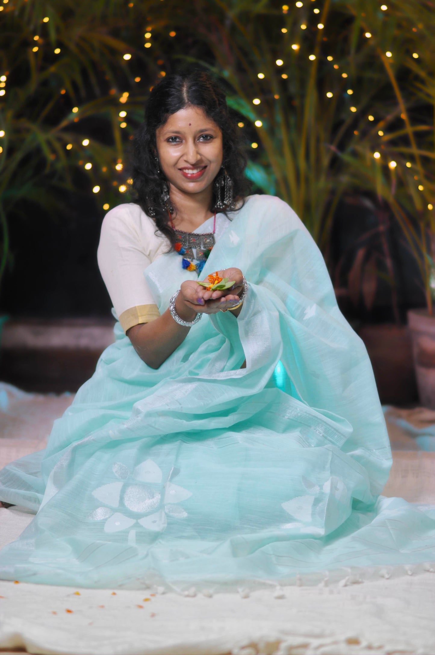 Handwoven Jamdani Mixed Material Saree