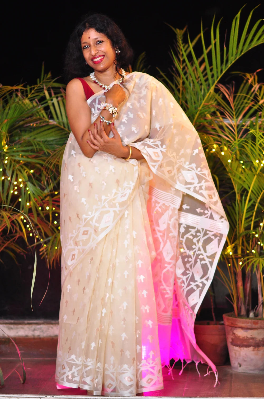 Moonlight - Semi-Muslin Saree with Matching Blouse Piece ✨
