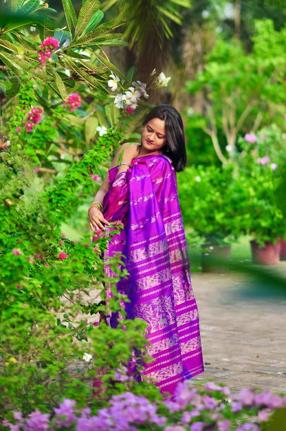Raajnandini — Handwoven Swarno Katan (Silk Mark Certified)